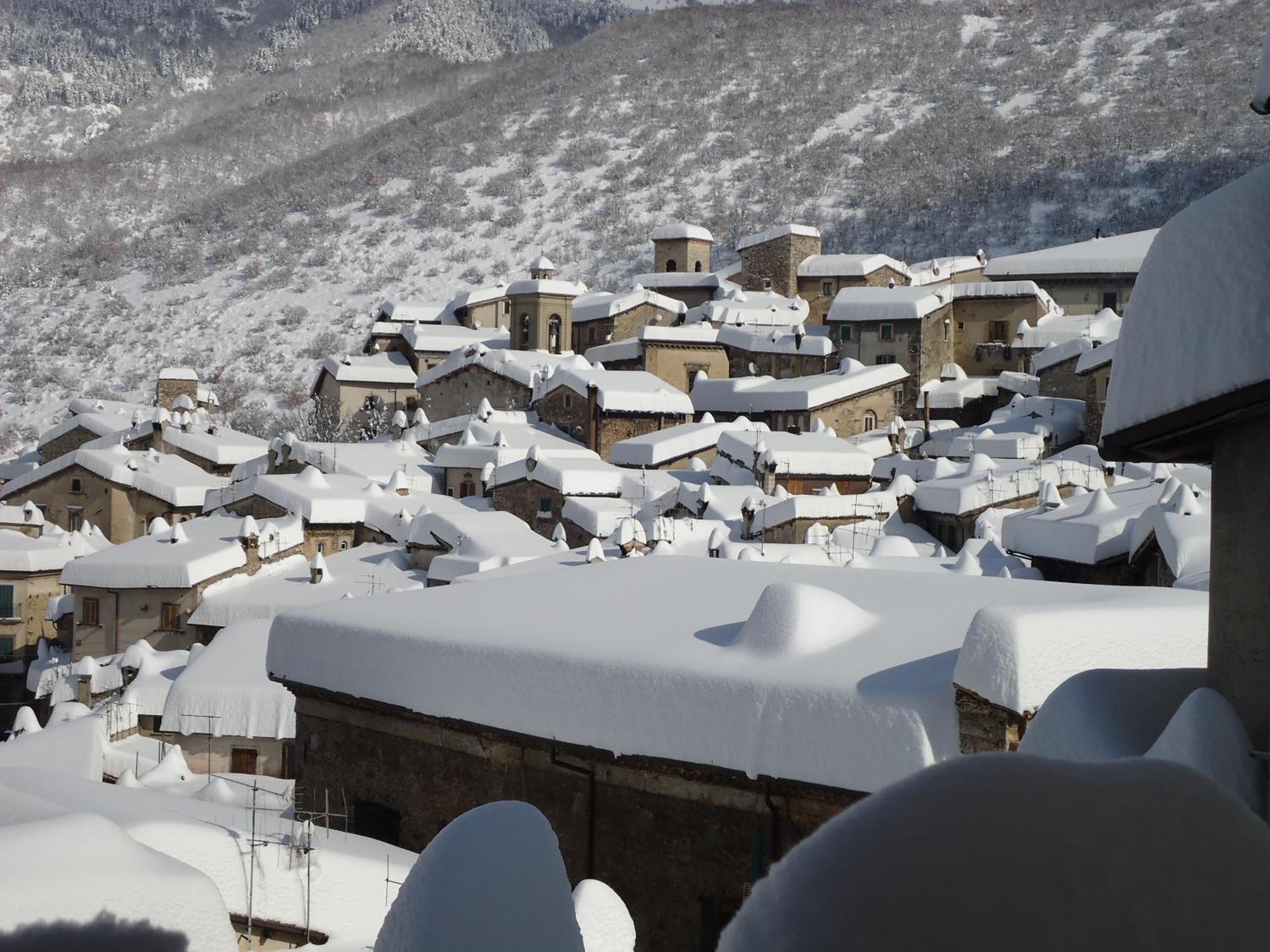 La Dimora Di D'Annunzio Bed & Breakfast Scanno Eksteriør bilde