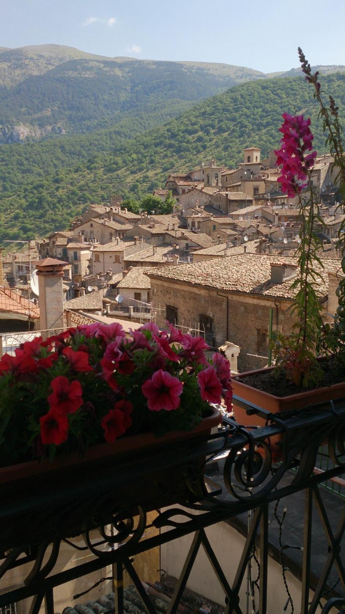 La Dimora Di D'Annunzio Bed & Breakfast Scanno Eksteriør bilde
