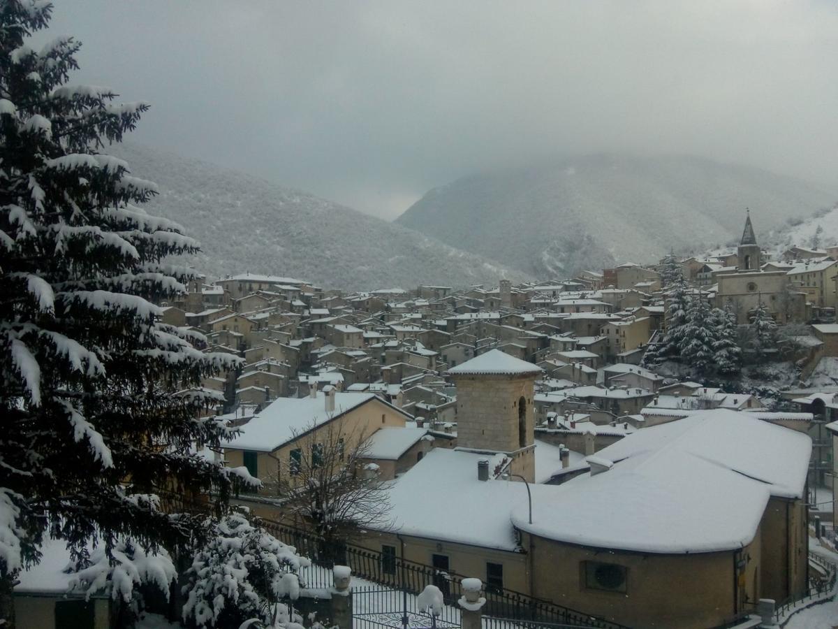 La Dimora Di D'Annunzio Bed & Breakfast Scanno Eksteriør bilde